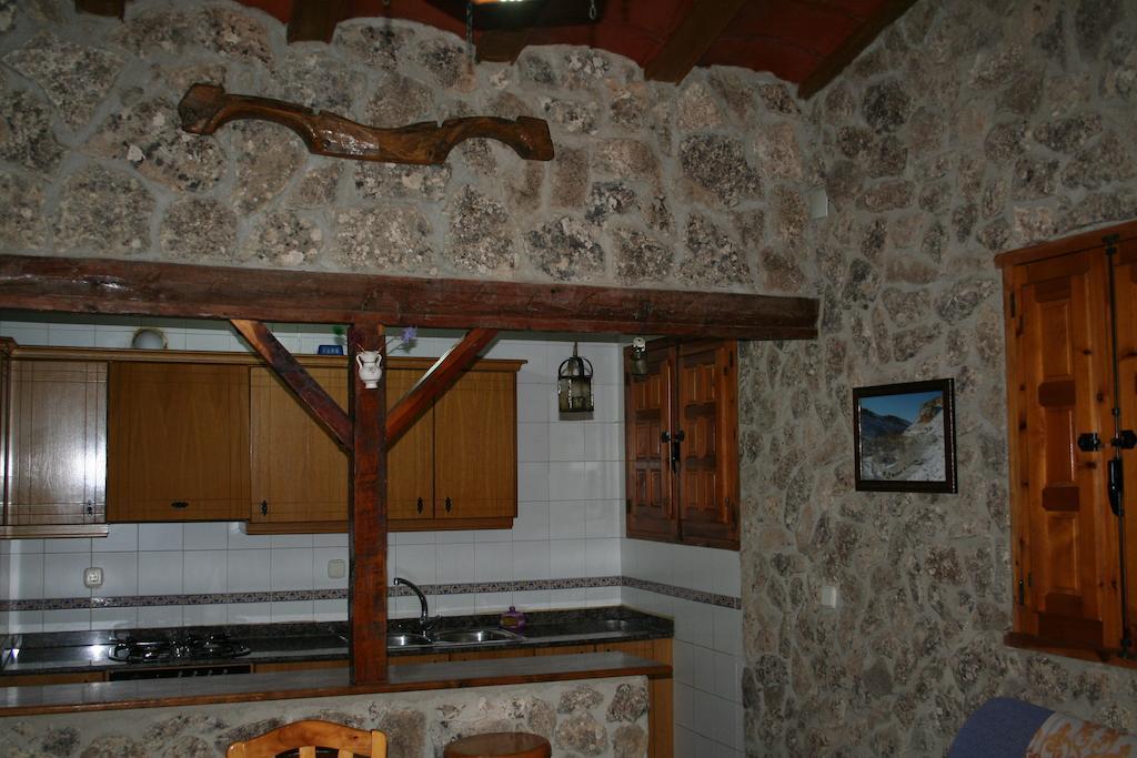 Casas Rurales Los Enebros ネルピオ 部屋 写真