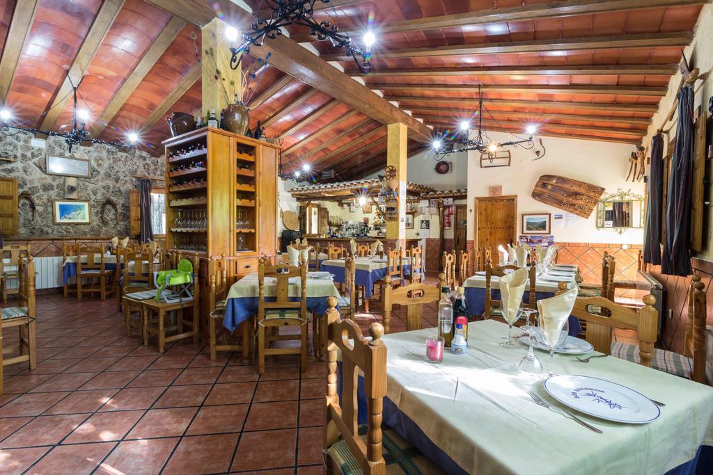 Casas Rurales Los Enebros ネルピオ エクステリア 写真
