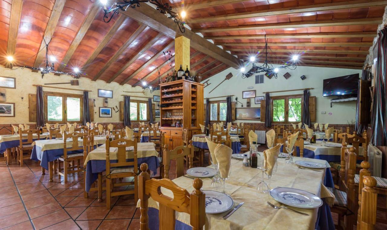 Casas Rurales Los Enebros ネルピオ エクステリア 写真